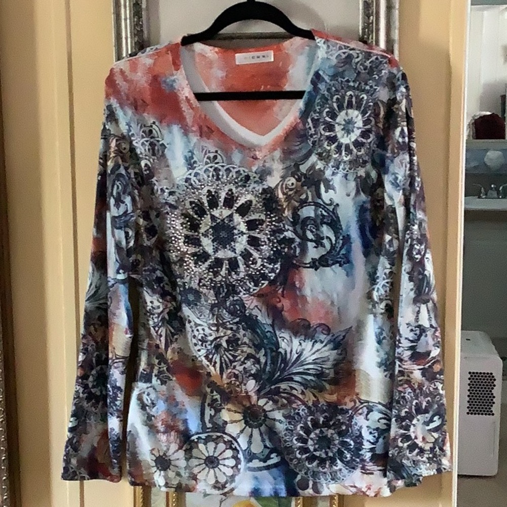 Pierri top colorful stretchy Large stones nice designs Great look. Stret…